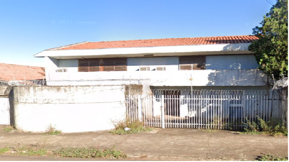 Lote 8 - data de terra no 04 da quadra no 20, medindo área de 525,00