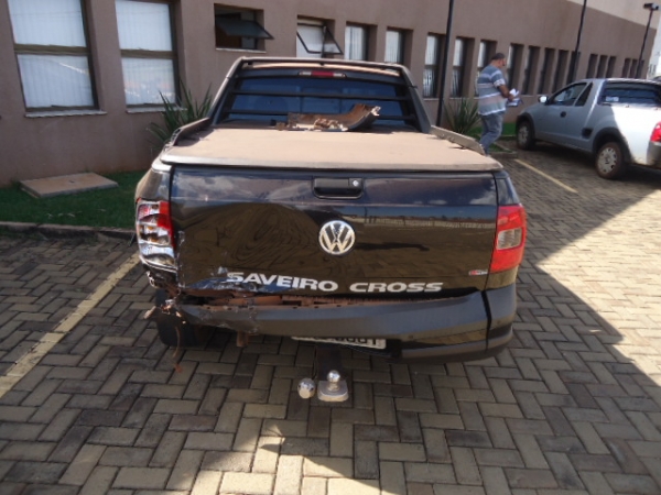 Leilão de VOLKSWAGEN SAVEIRO 1.6 CE CROSS (SINISTRADO PEQUENA